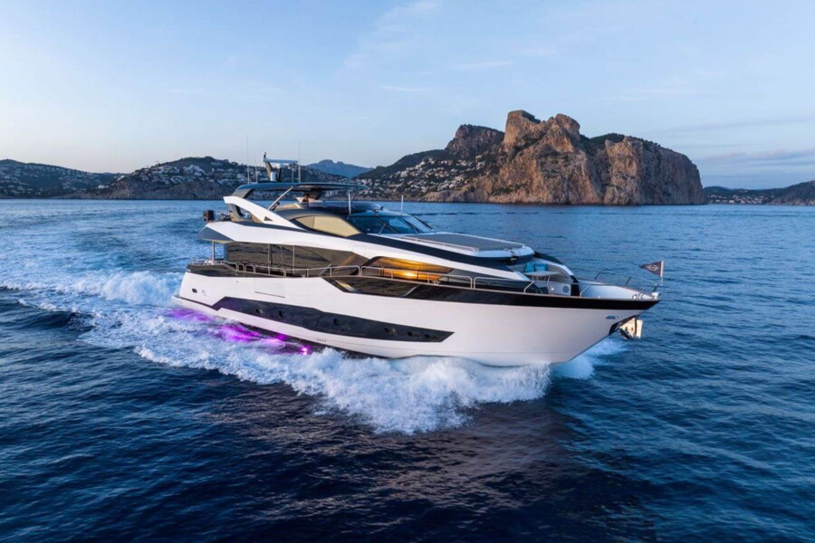 Yacht Sunseeker Mallorca movex